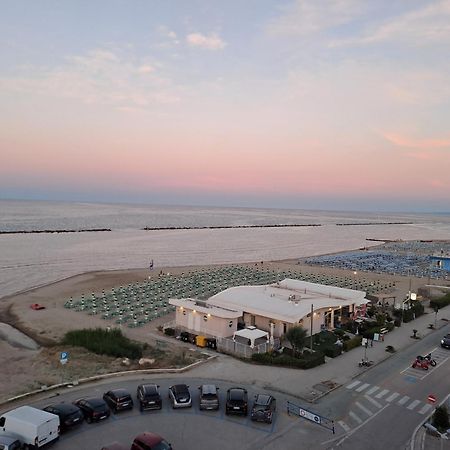 Апартаменти Attico Fronte Mare Мартінсікуро Екстер'єр фото