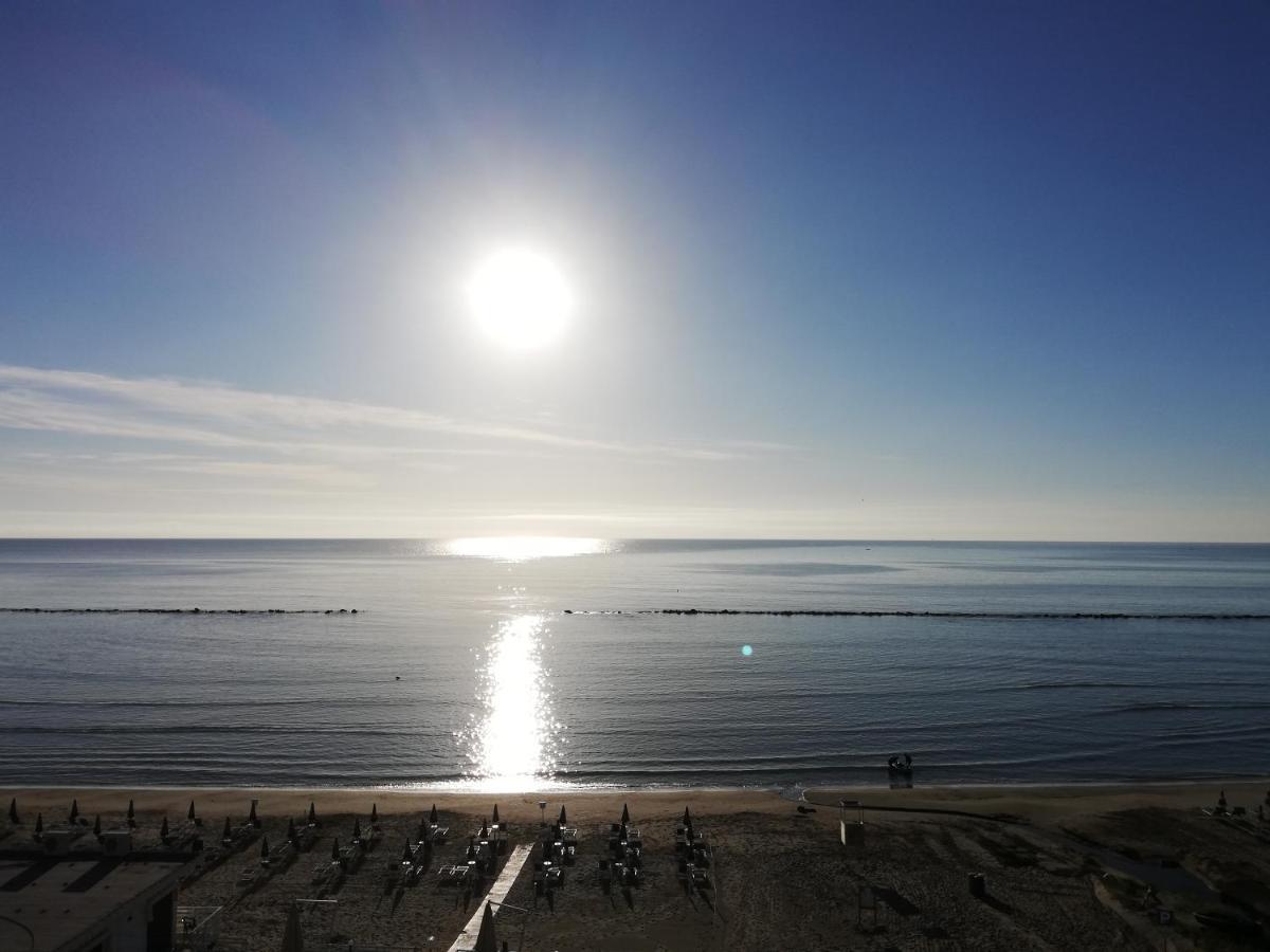 Апартаменти Attico Fronte Mare Мартінсікуро Екстер'єр фото
