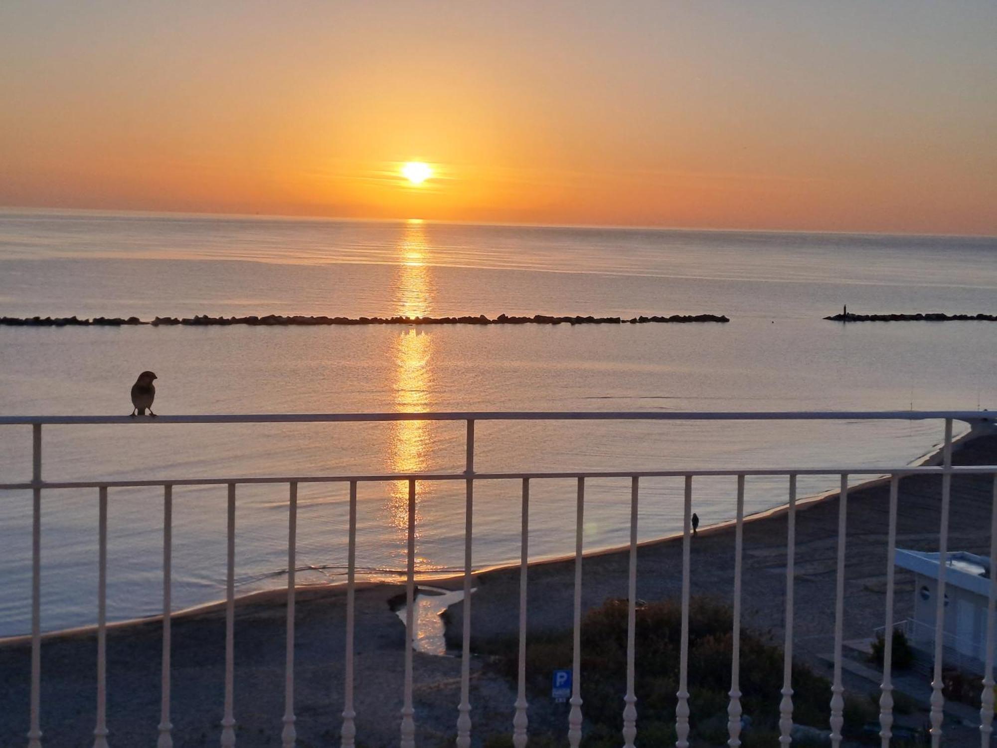 Апартаменти Attico Fronte Mare Мартінсікуро Екстер'єр фото
