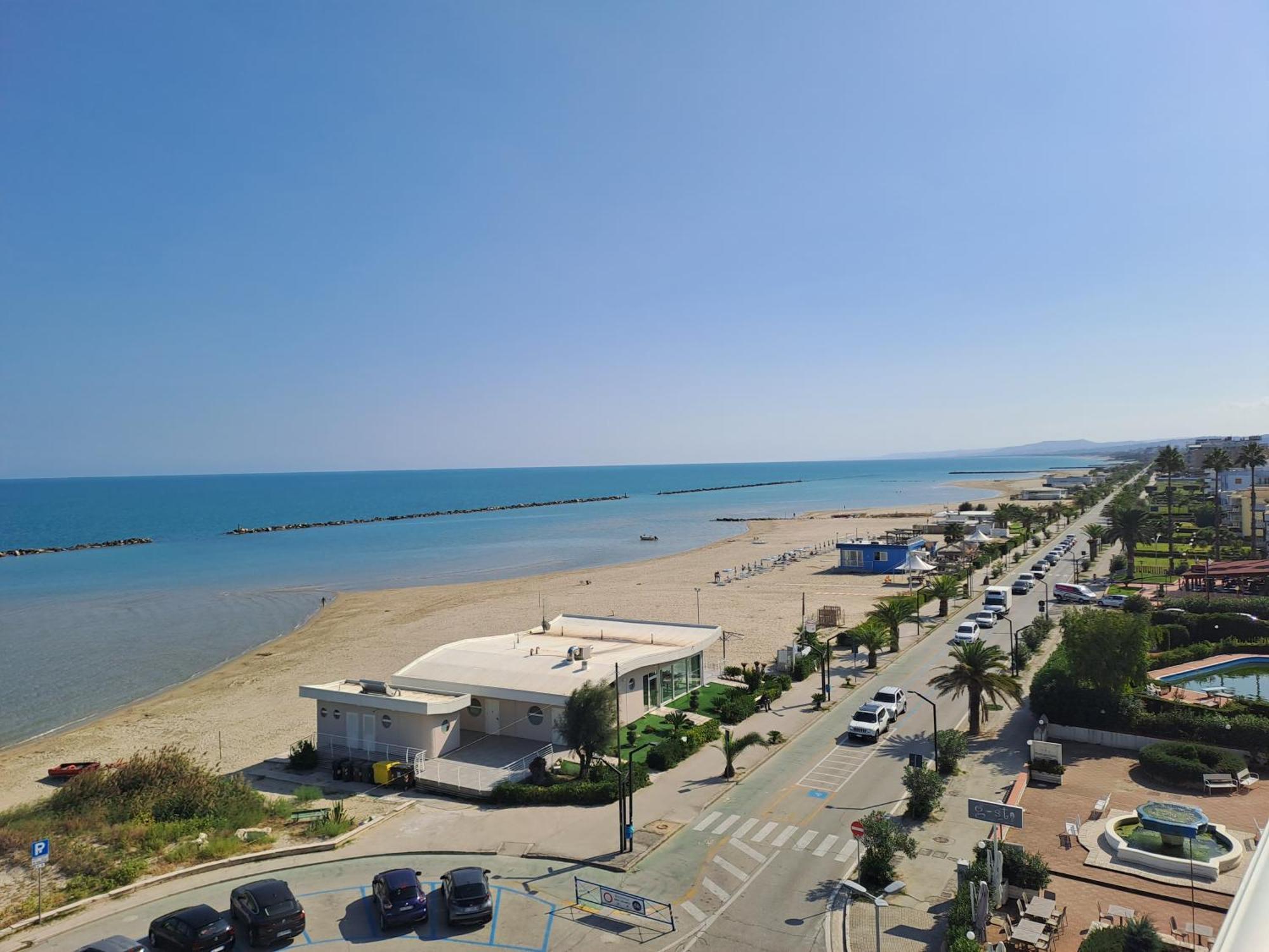 Апартаменти Attico Fronte Mare Мартінсікуро Екстер'єр фото