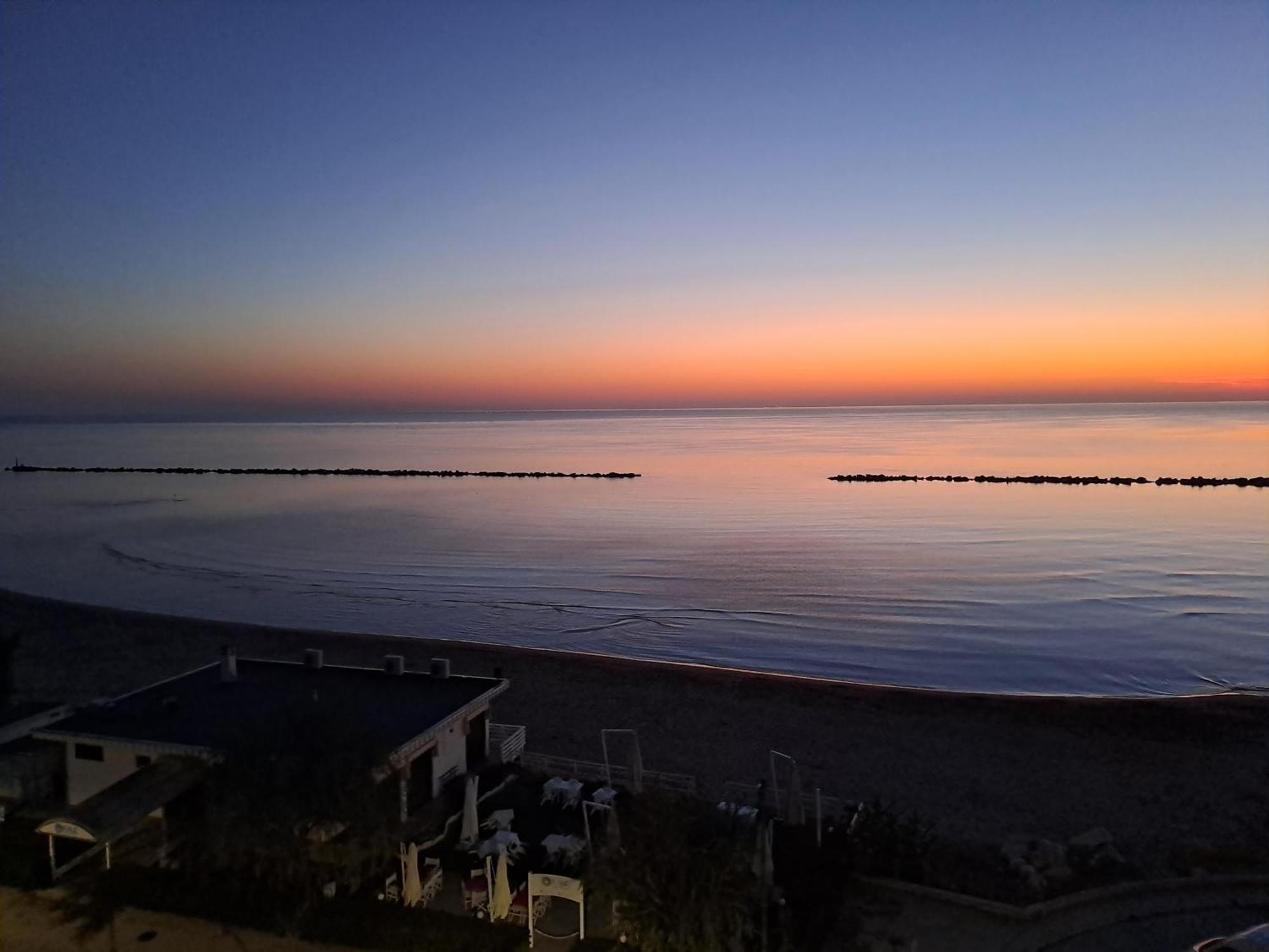 Апартаменти Attico Fronte Mare Мартінсікуро Екстер'єр фото